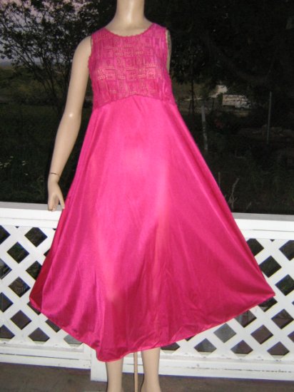SEXY peek back Raspberry vintage Nightgown L