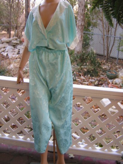 Lily of France CUTEST Crop Top Capri vintage Pajamas S