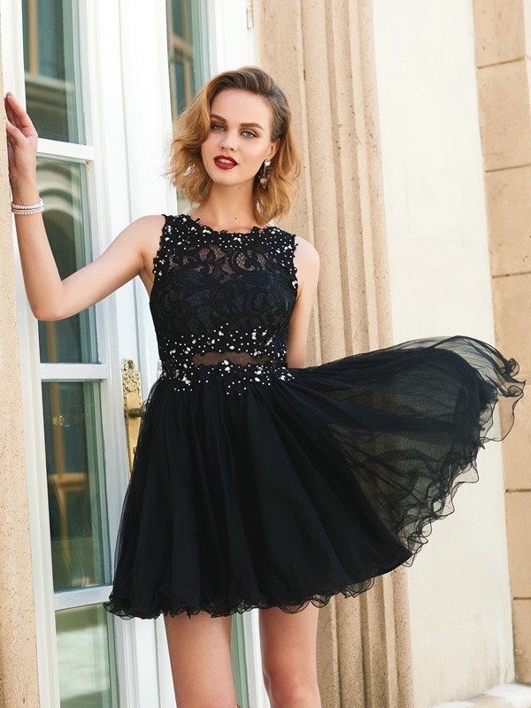 Jewel Sleeveless Lace Net Black Mini Homecoming Dresses