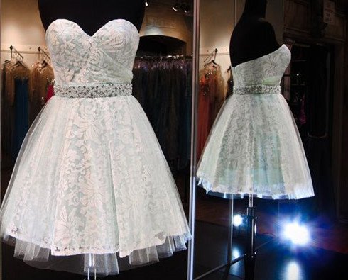 White Sweetheart Chiffon Homecoming Dress, Short Beadings Homecoming Dress