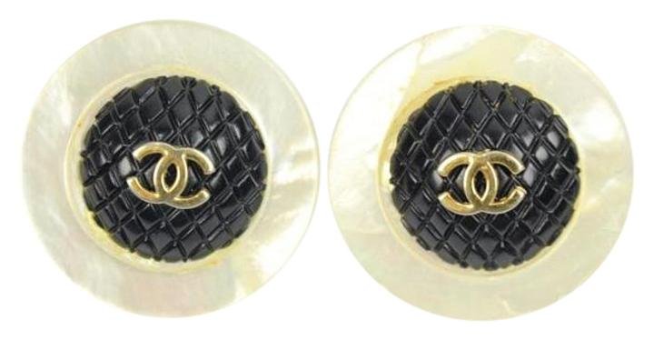 Chanel Mother of Pearl CC Clip On Earrings CCTY24