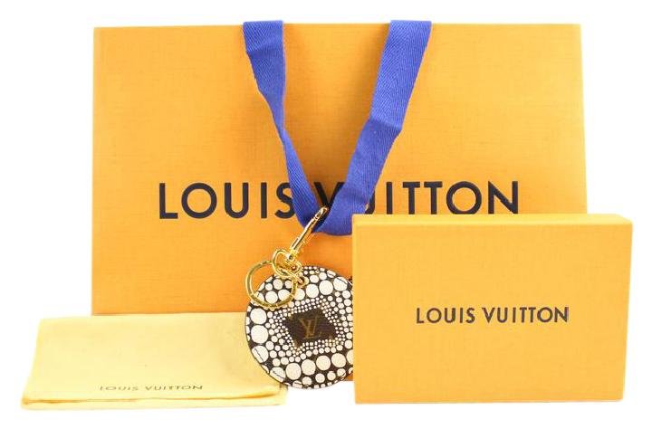 Louis Vuitton Kusama White Keyhcain 34LVA11617