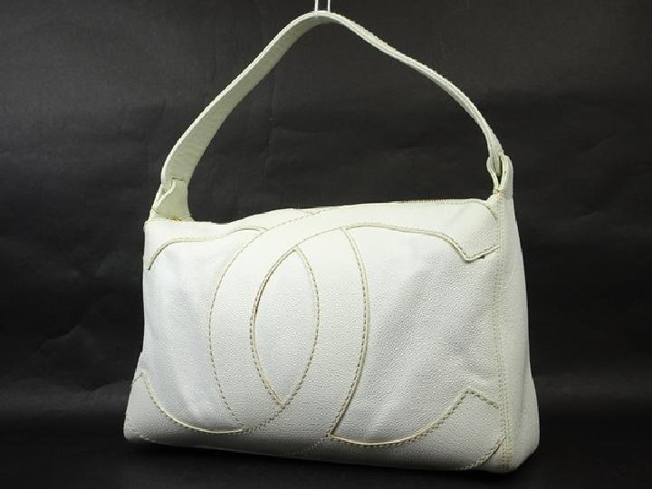Chanel Jumbo Cc Caviar Hobo 214434 Shoulder Bag