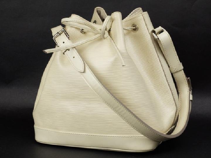 Louis Vuitton Ivory Epi Noe Hobo 213511 Shoulder Bag