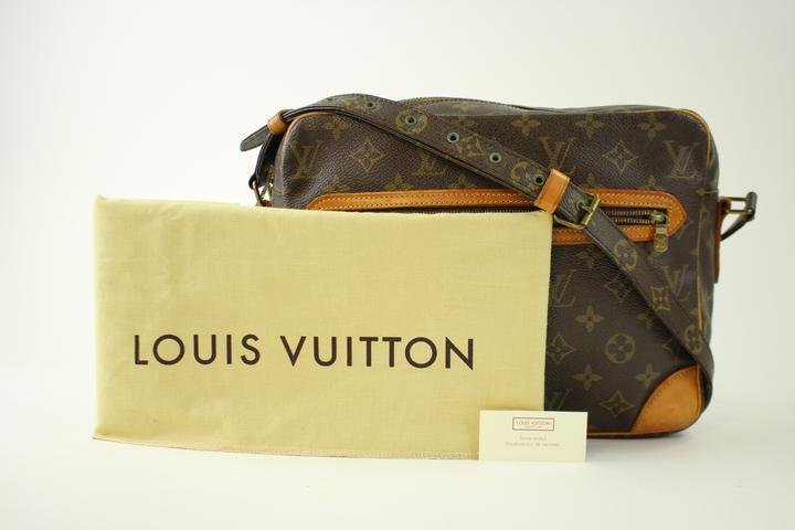 Louis Vuitton Potomac 214726 Monogram Cross Body Bag