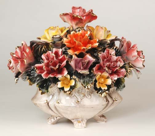 Capodimonte Reproduction Floral Centerpiece