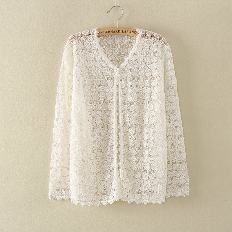 White crochet lace cardigan flower pattern one button S/M