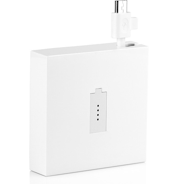 BRAND NEW White NOKIA DC-18 Universal Portable Charger Power Bank External Battery