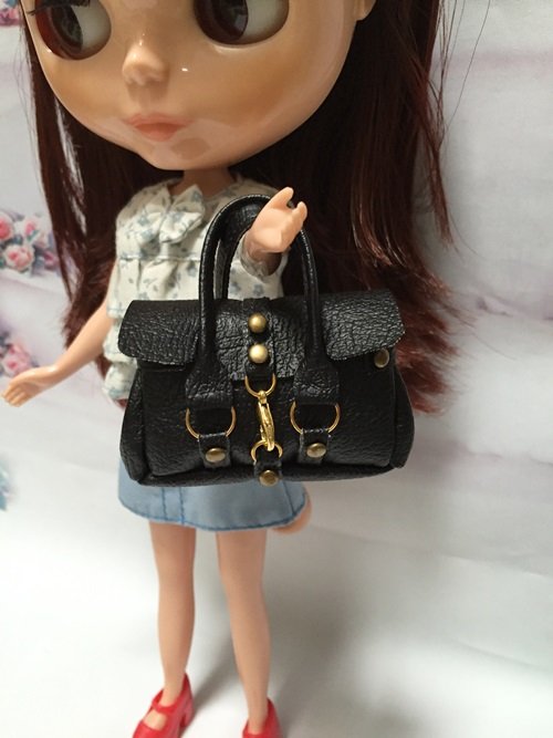 Black Fashion Handbag for Dolls Scal : 1/6