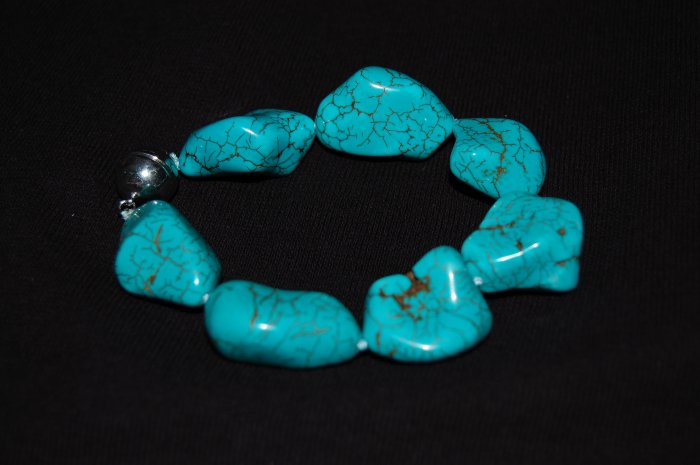 Chunky Turquoise Bracelet B1038