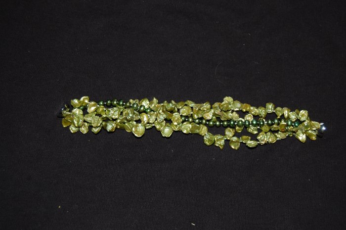 Triple Strand Green Keshi Bracelet B1139