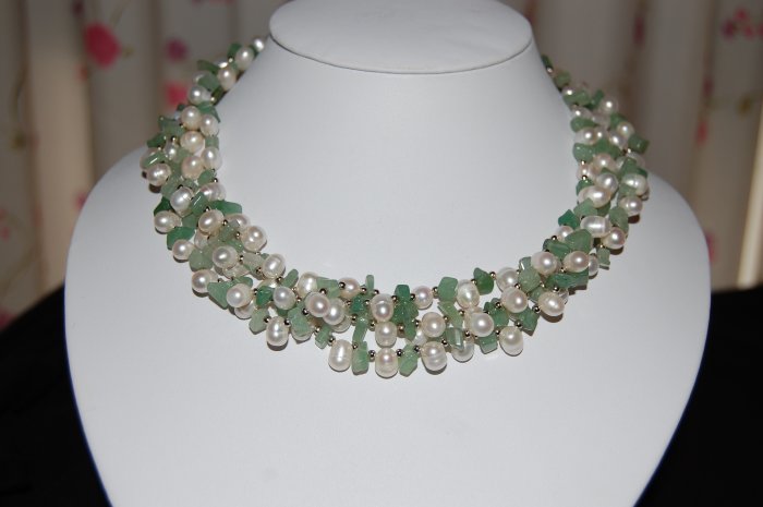 4 strand pearl w/ Jade Necklace N1122