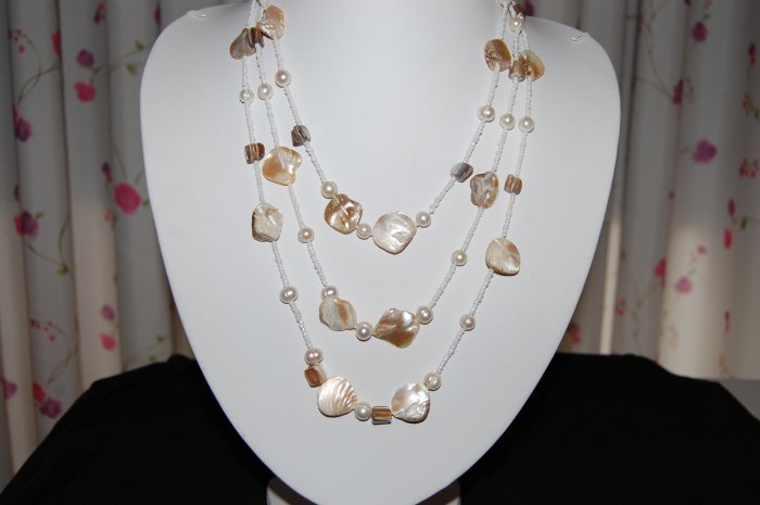 Triple Strand Pearl and Shell N1132