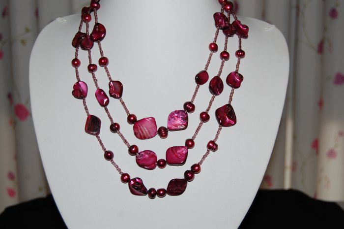 Triple Strand Pearl and Shell N1134