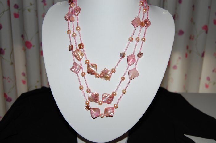 Triple Strand Pearl and Shell N1136