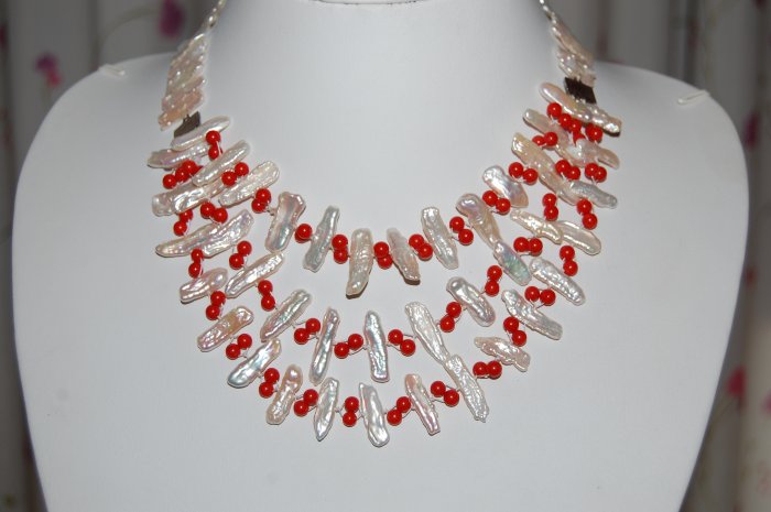 Tripple Strand Stick Pearl with Coral