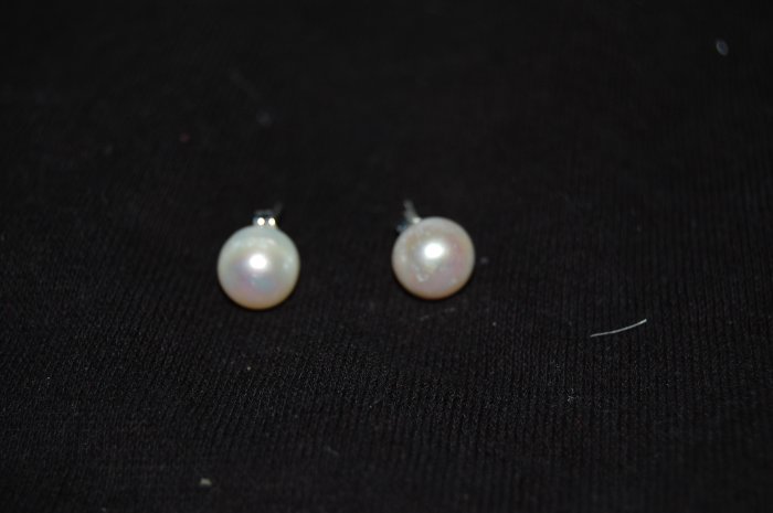 9 mm post earring