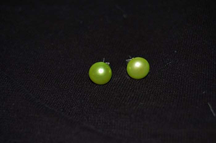 9 mm post earring
