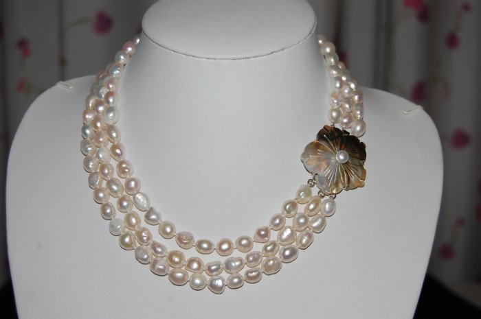 Triple Strand Baroque White 1006