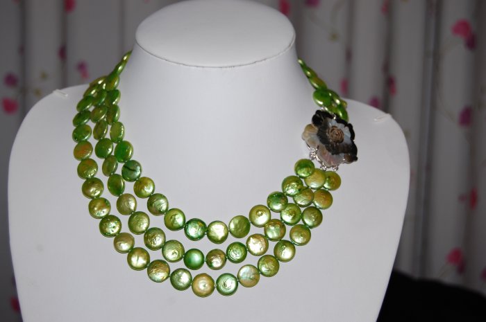 Green Graduated Coin Pearl Necklace N1019