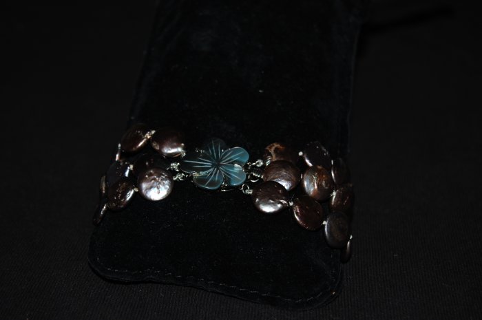 Triple Strand Coin Pearl Bracelet B1019