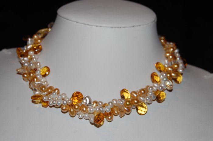 White and Gold Coin Pearls N1172