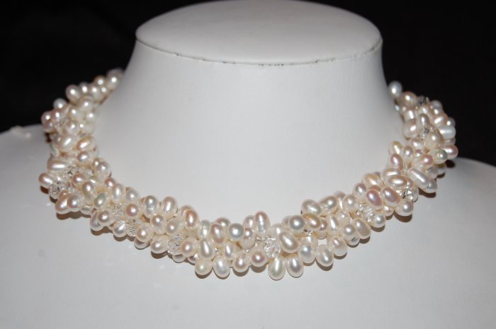 4 strand Zig Zag Pearls with crystals N1173