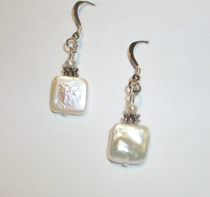 Freshwater Pearl Earrings