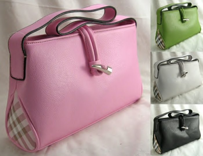 Small Squared Handbag With Toggle Closure