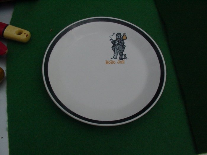 Hobo Joe's 6 1/4 Inch plate