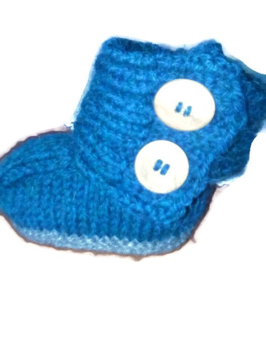 Crocheted baby ugg booties by misspiggystore