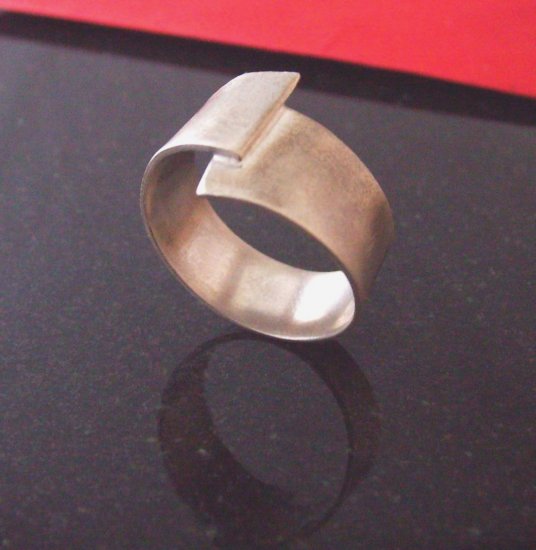 men's sterling silver band ring