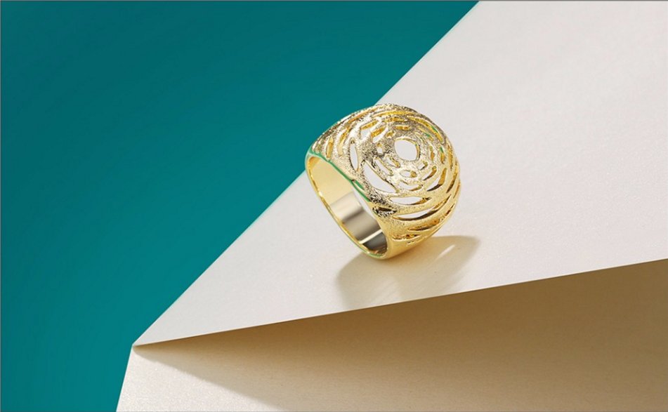 Gold Plated Rings Hollow Out Design Metallic Punk Style Female Wide Rings