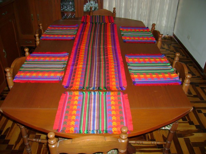 Peruvian Red Place Settings