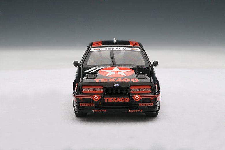 Autoart 1/43 Ford RS500 Group A 1987