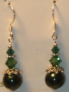 ELEGANT SWAROVSKI CRYSTAL BEAD & GREEN GLASS PEARLS EARRINGS