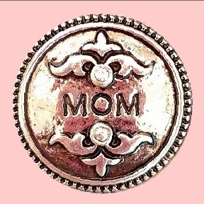 MOM (metal)