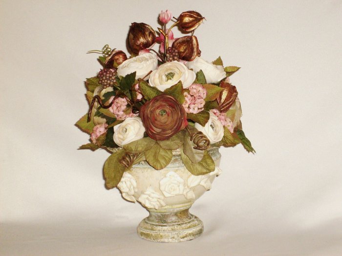 Romance Ranunculus Arrangement