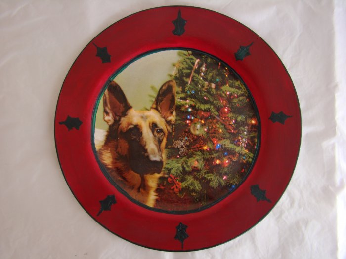 NEW Christmas German Shepherd Collectable Deoupage Plate LE