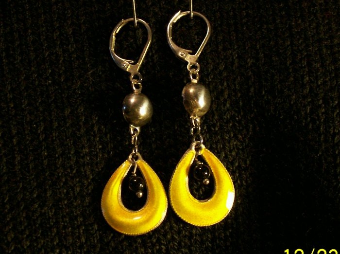 Enameled Dangling Teardrop Earrings in Yellow and Black