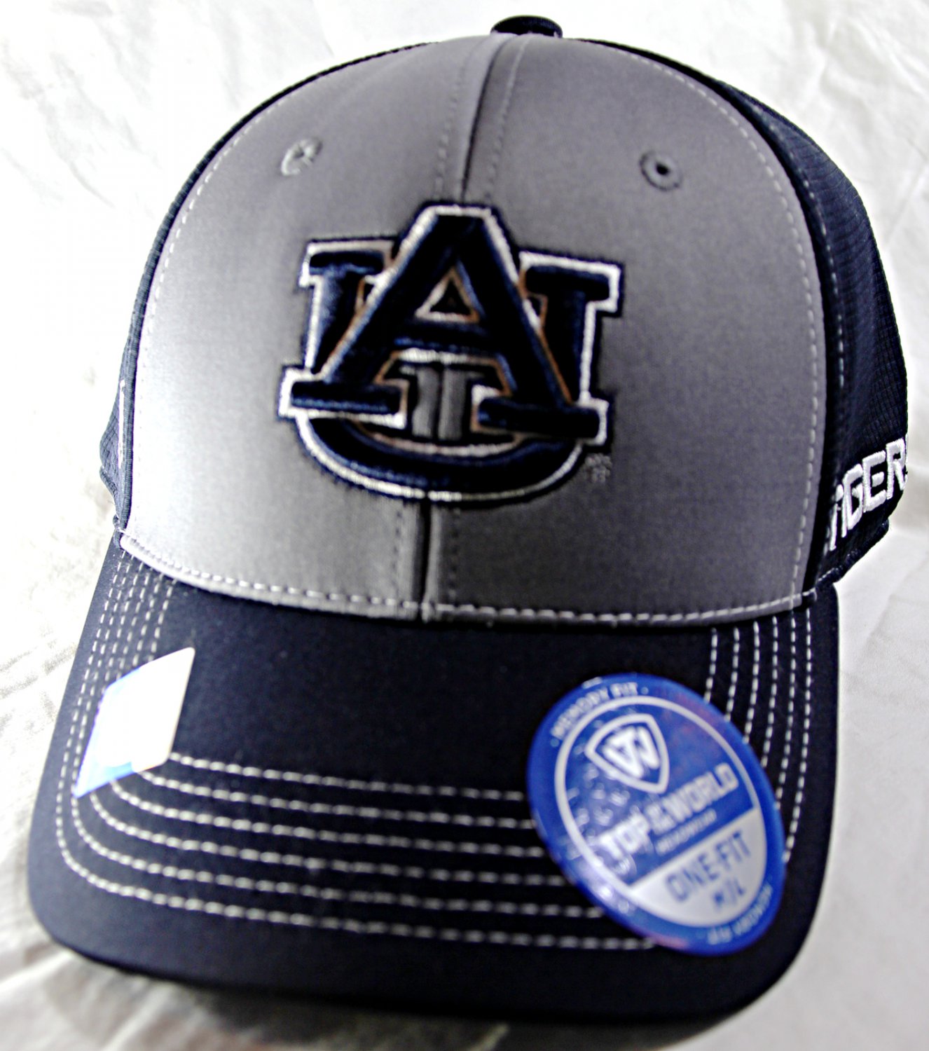 Auburn University BaseBall Cap - Top of the World Headwear - Size: One-Fit - NEW