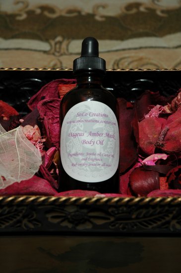 Dageus' Amber Musk Body Oil