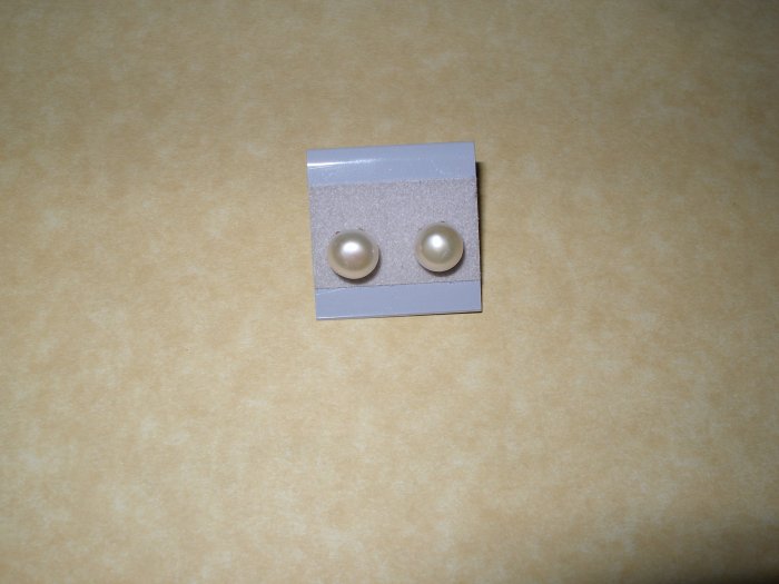 Freshwater Pearl Earrings