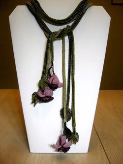 Flower Lariat