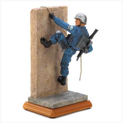 Elite Police Climber Figurine