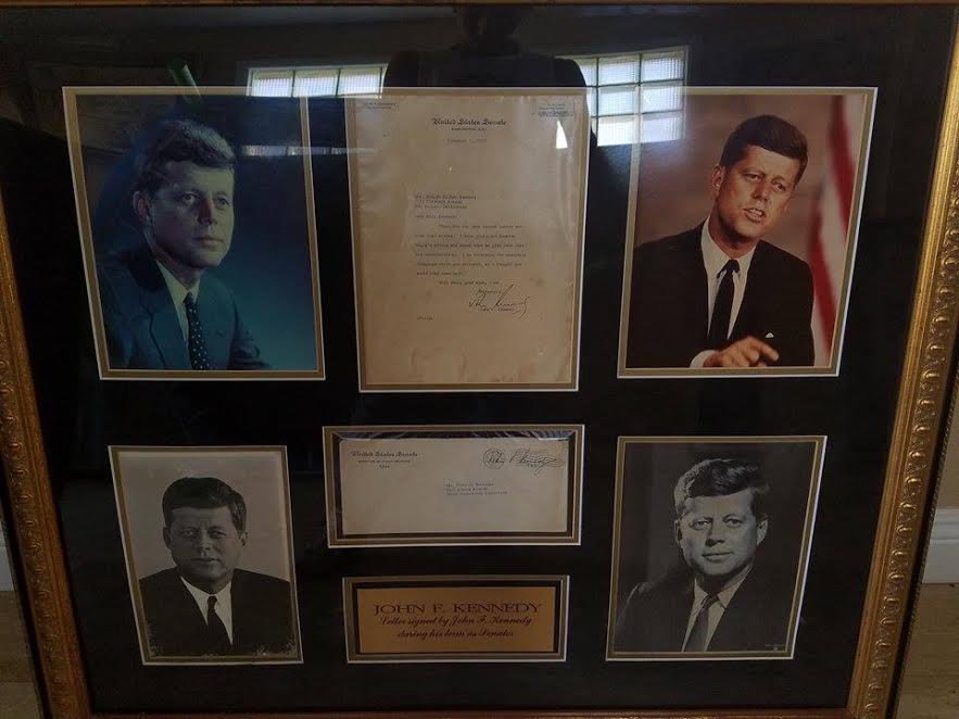 JOHN F KENNEDY FRAMED SIGNED LETTER AND ENVELOPE MEASURING 37.1 X 32.1