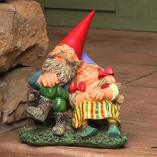 Al and Anita on Bench Gnome Statue 8" Tall by Sunnydaze Decor