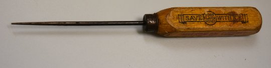 Artesian Ice Company Ice Pick/I1915/cracked varnish, VGC, Perfect working Cond, Fort Madison, Iowa