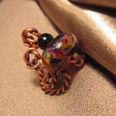"DOWNTOWN" Borosilicate(boro) & black glass bead, Copper wire ring, Handcrafted Jewelry
