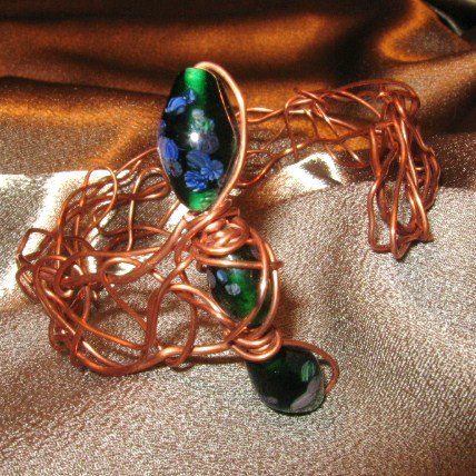 "WANDER" Green glass beads & Copper Bracelet, Handcrafted Jewelry